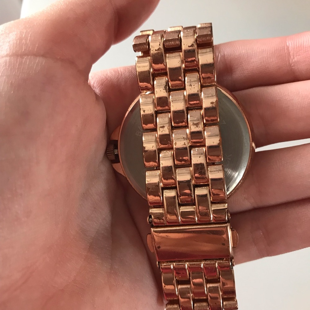 Watch - Picture 3 of 3